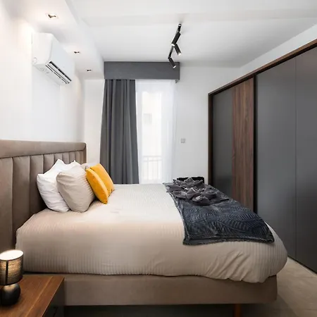 Modern 2br Duplex Penthouse With Front Balcony And Large Terrace - Close To Saint Julians & Sliema * Gzira