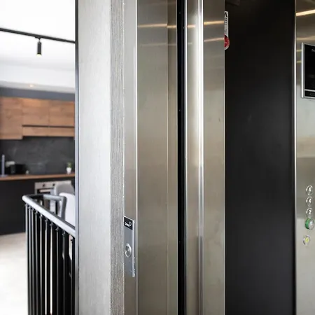 Modern 2br Duplex Penthouse With Front Balcony And Large Terrace - Close To Saint Julians & Sliema * Gzira