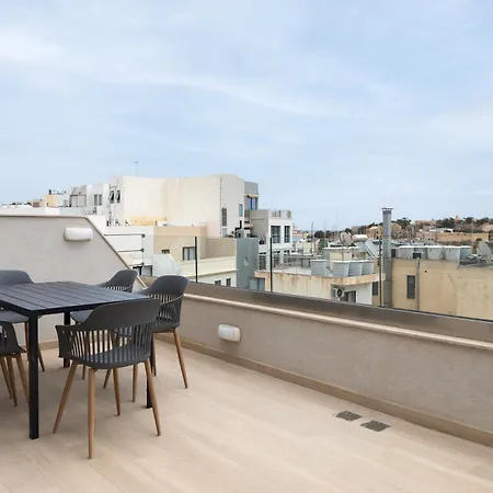 Apartamento Modern 2br Duplex Penthouse With Front Balcony And Large Terrace - Close To Saint Julians & Sliema Gzira