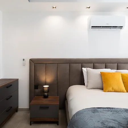 Modern 2br Duplex Penthouse With Front Balcony And Large Terrace - Close To Saint Julians & Sliema * Gzira