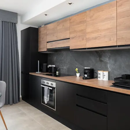 Modern 2br Duplex Penthouse With Front Balcony And Large Terrace - Close To Saint Julians & Sliema Διαμέρισμα *