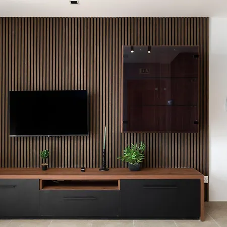 Modern 2br Duplex Penthouse With Front Balcony And Large Terrace - Close To Saint Julians & Sliema Διαμέρισμα