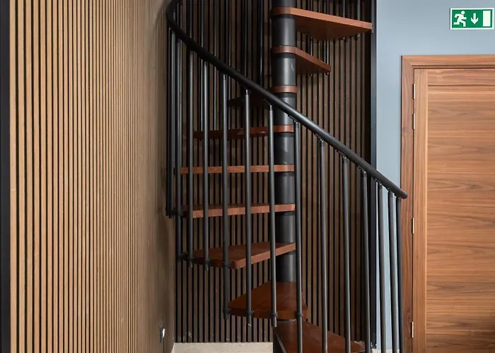 Modern 2br Duplex Penthouse With Front Balcony And Large Terrace - Close To Saint Julians & Sliema Daire Gzira